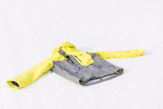 HALTI滑雪服沖鋒衣偏重自由式滑雪設(shè)計(jì)