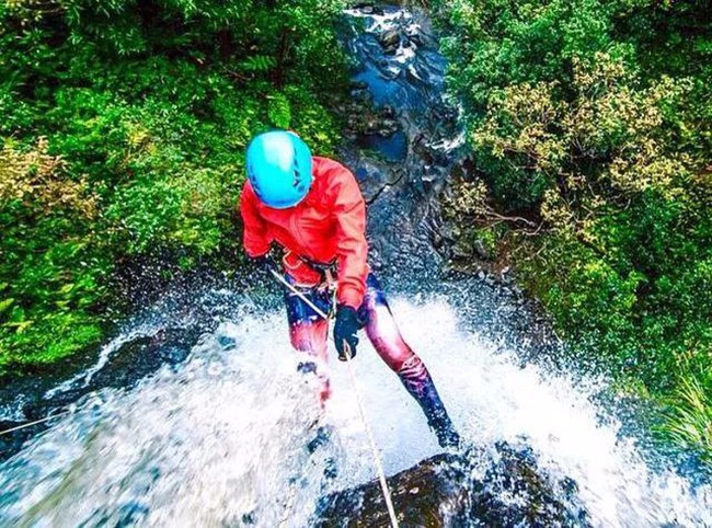 挑選沖鋒衣的時(shí)候必須要注意的幾個(gè)問題