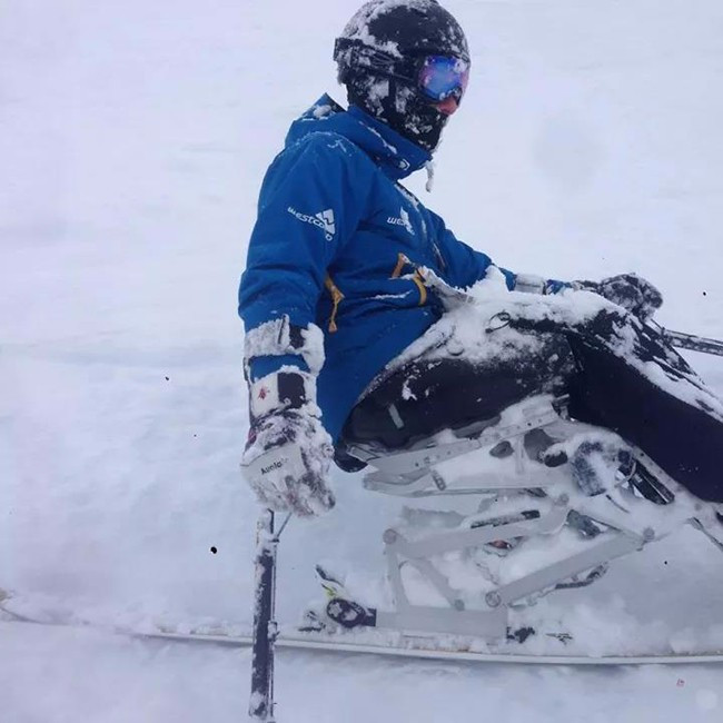 挑選沖鋒衣的時(shí)候必須要注意的幾個(gè)問題