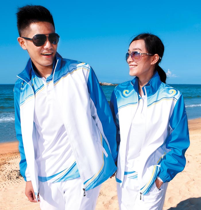 穿防曬衣有必要嗎?在戶外把防曬衣當(dāng)外套穿很傻嗎?